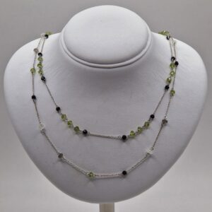 Collier in "Peridoto, Spinello e Labradorite"